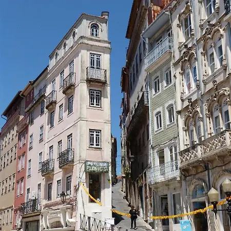 Casa Chanel בית הארחה פיגואיירה דה פוז