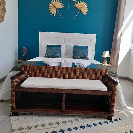בית הארחה Casa Chanel פיגואיירה דה פוז